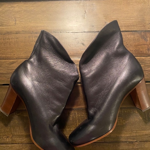 Celine wrap ankle boots - Picture 7 of 7